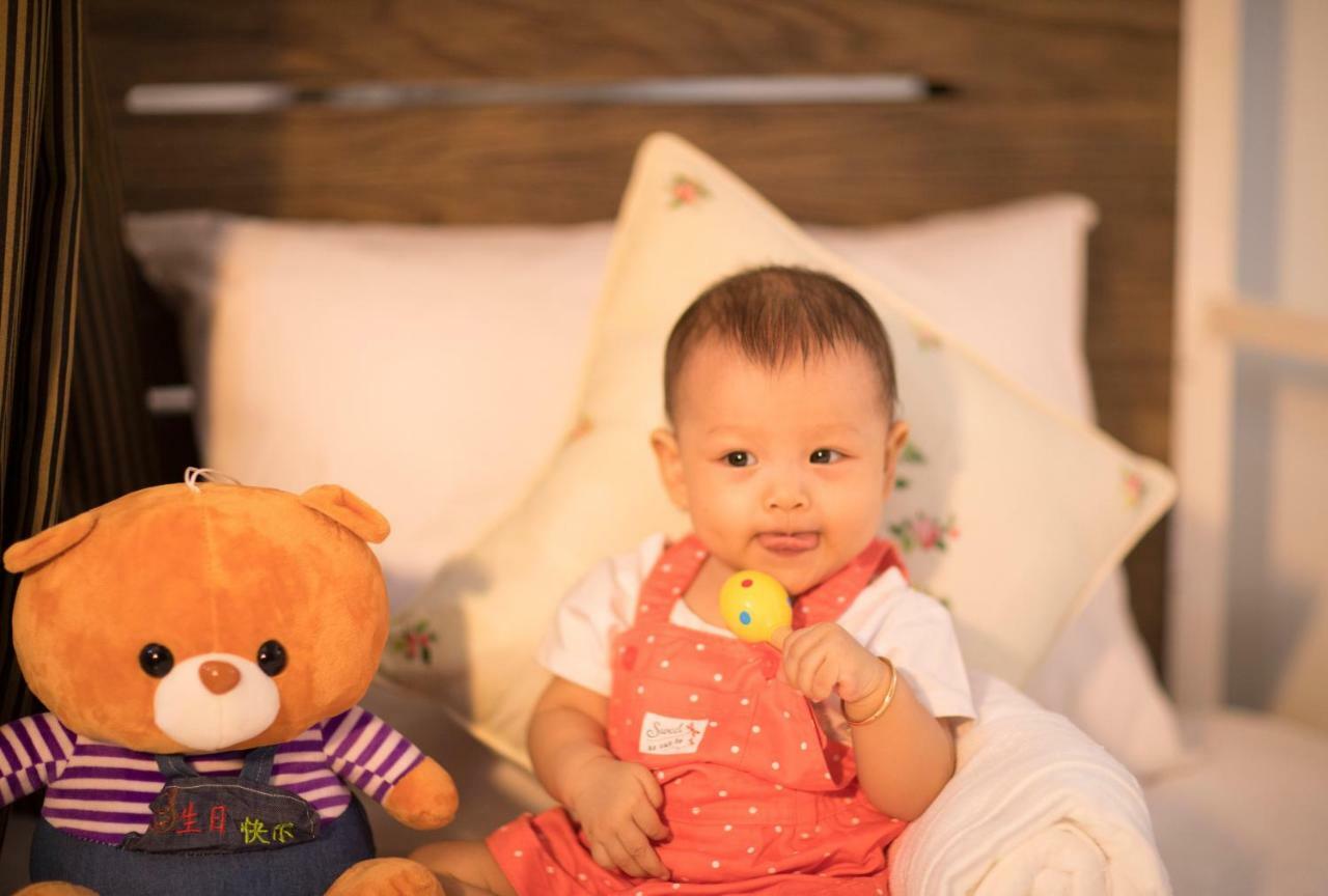 Full House Homestay Thành Pho Ho Chí Minh Esterno foto